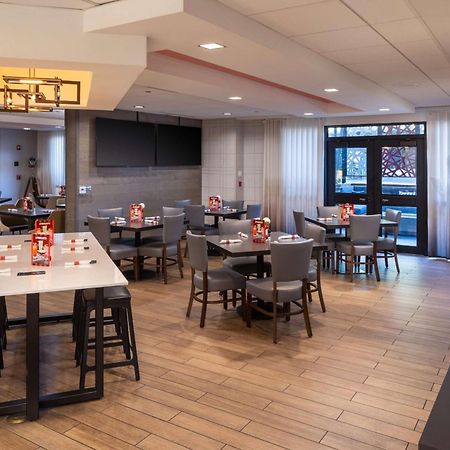 Hilton Garden Inn Los Angeles / Hollywood מראה חיצוני תמונה