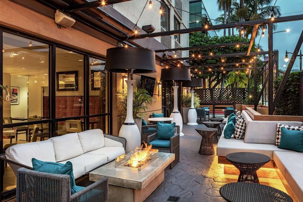Hilton Garden Inn Los Angeles / Hollywood מראה חיצוני תמונה