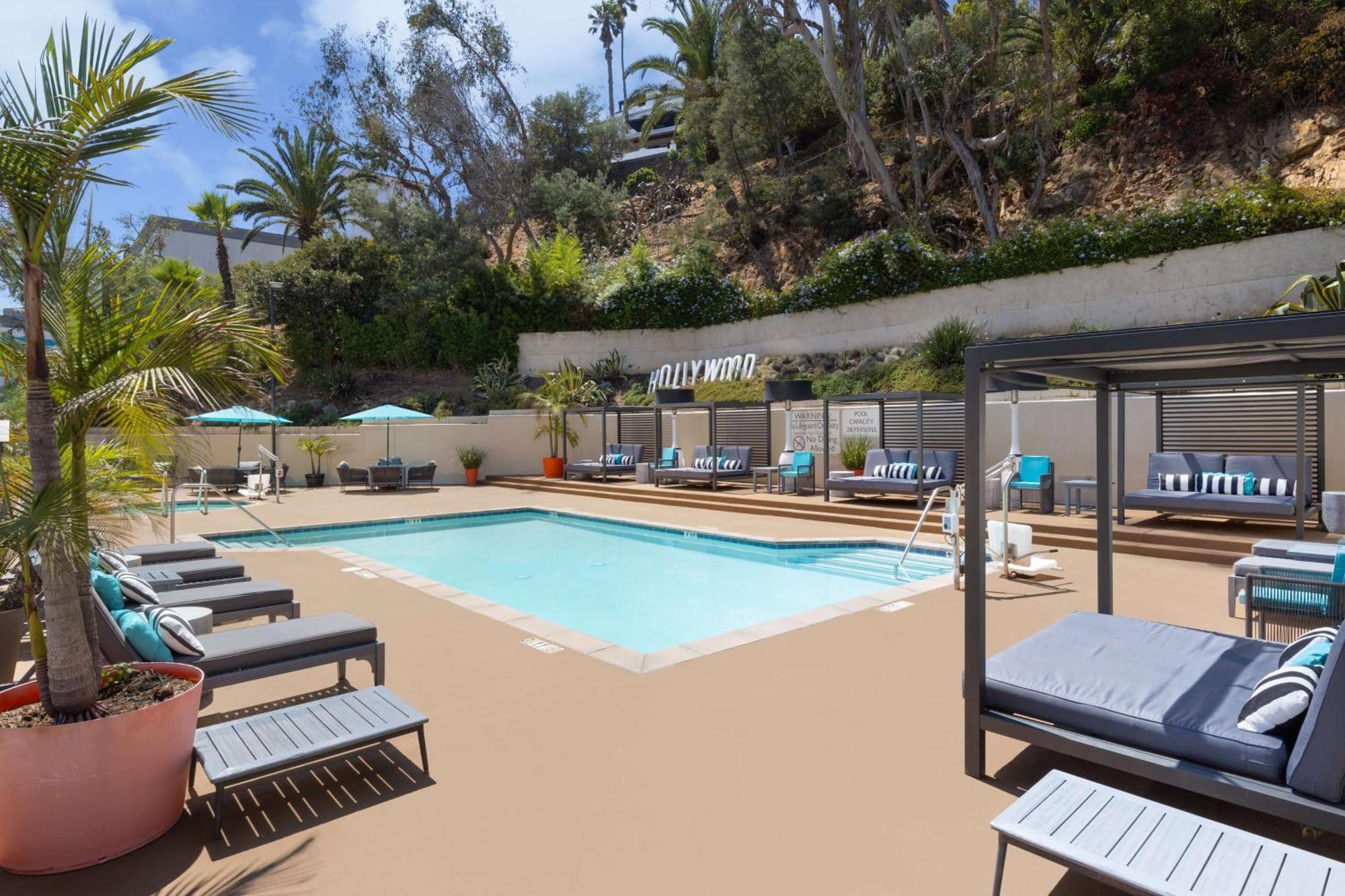 Hilton Garden Inn Los Angeles / Hollywood מראה חיצוני תמונה