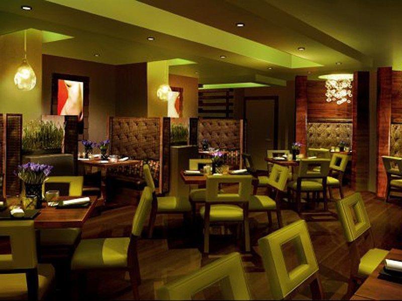 Hilton Garden Inn Los Angeles / Hollywood מראה חיצוני תמונה