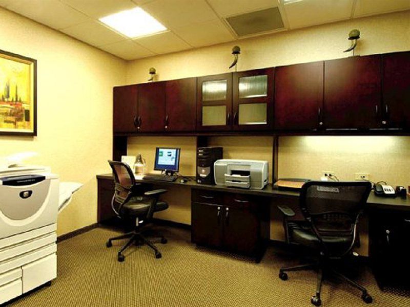 Hilton Garden Inn Los Angeles / Hollywood מראה חיצוני תמונה
