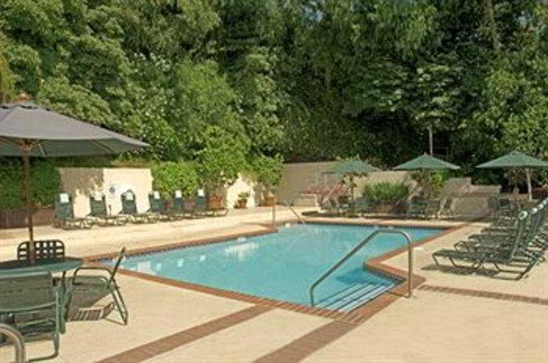 Hilton Garden Inn Los Angeles / Hollywood מתקנים תמונה